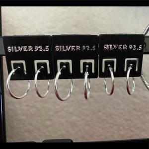 Hoop earrings- 1 pair